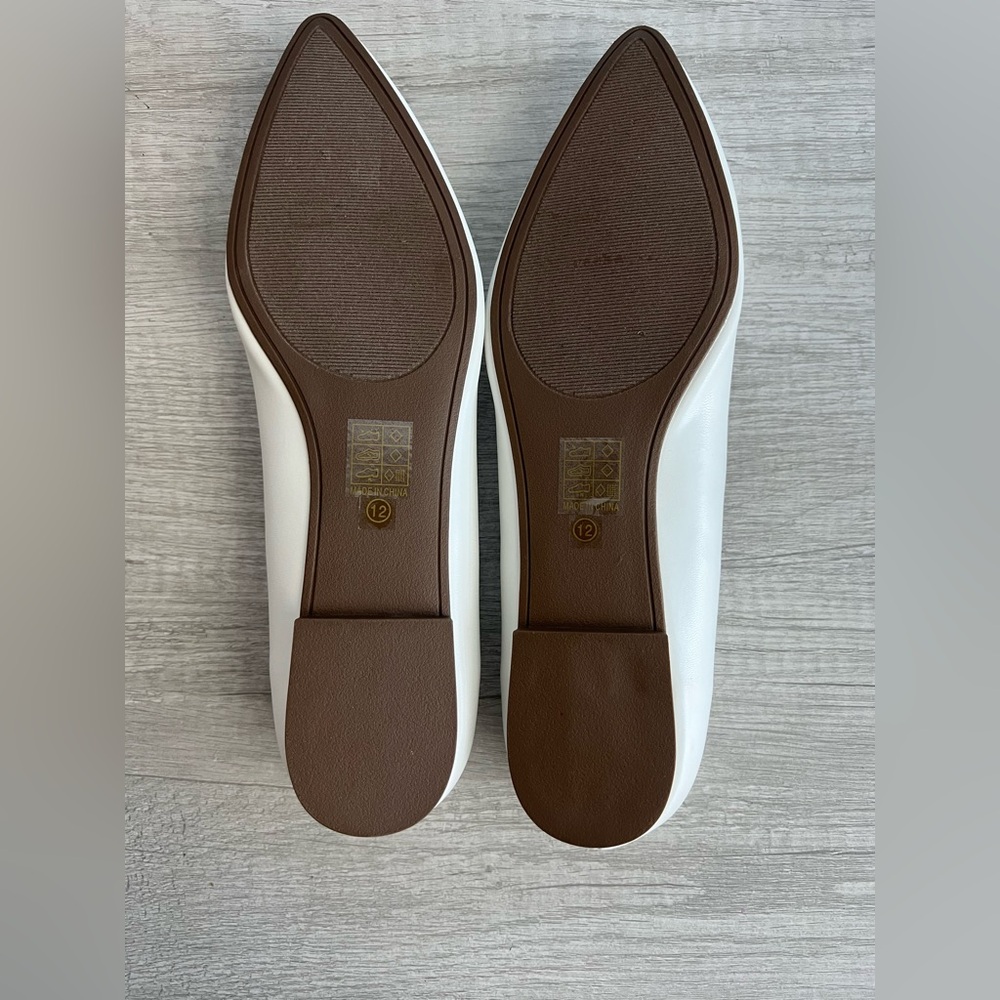 Journee Collection White Pointed Toe Flats with Crystal Brooch - Picture 7 of 10